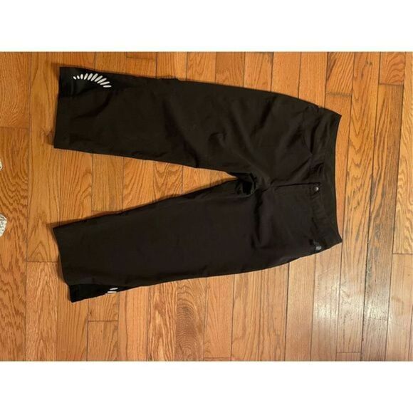 The North Face Capri Pants - Picture 1 of 6